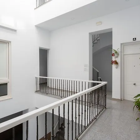 El Capitan Veneno By Cadiz4rentals